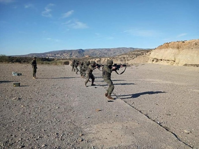 Urban combat exercises of the Spanish Legion and the Foreign Legion in France
